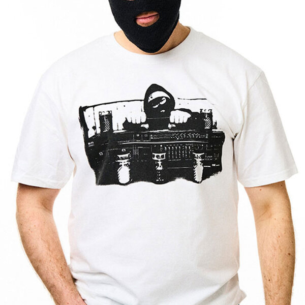 Waving the Guns - Blaster Unisex Shirt
